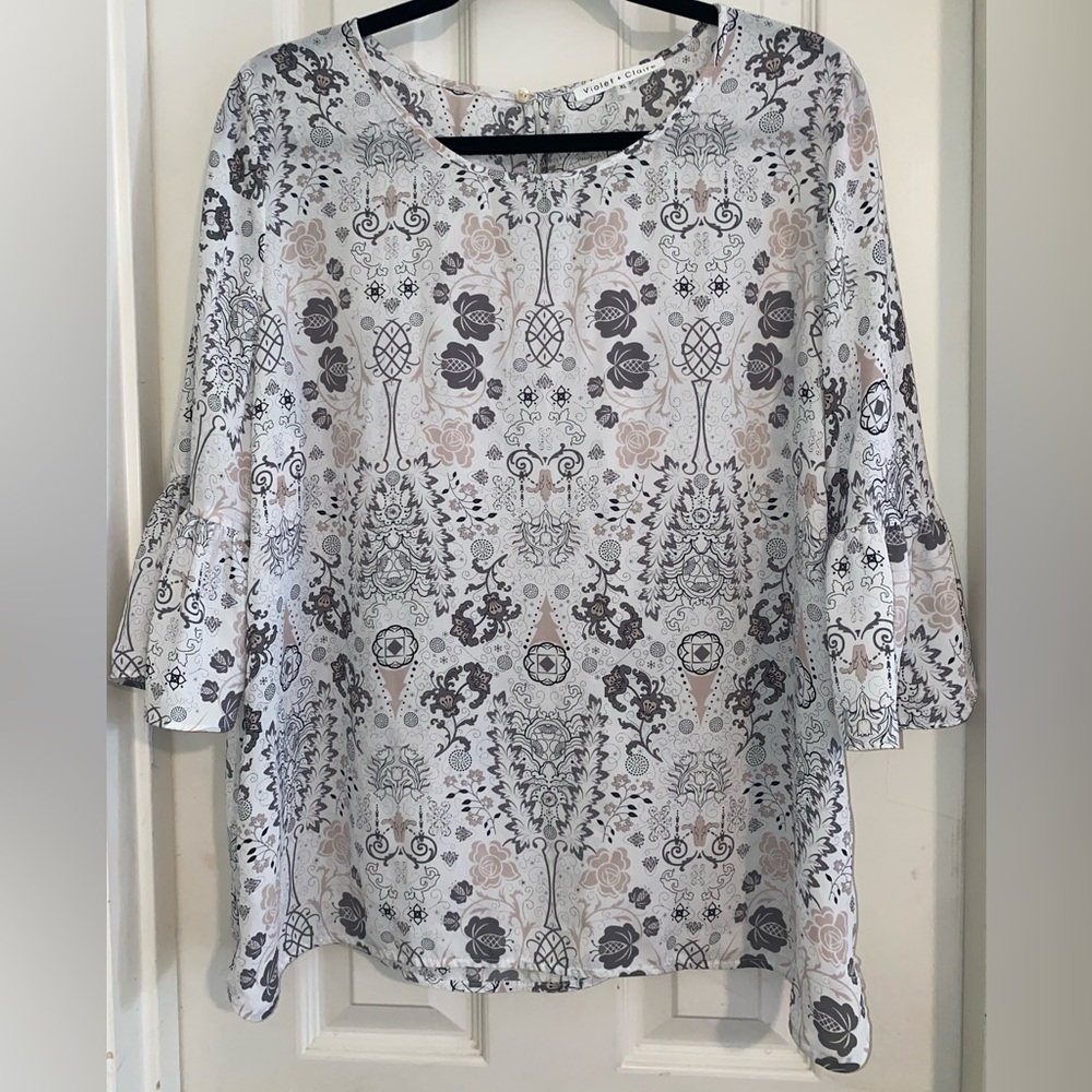 Violet & Claire Patterned Blouse‎ - Black, Gray, and Cream